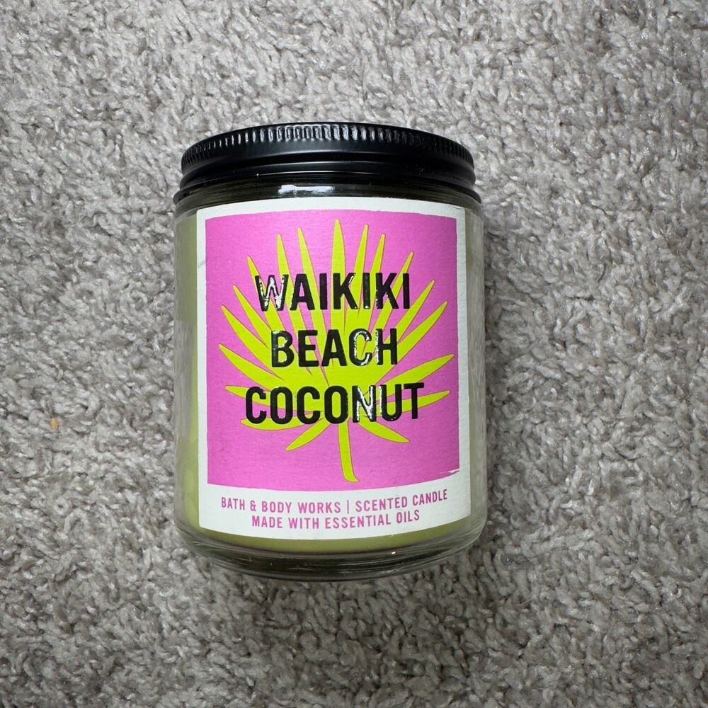 Bath & Body Works Scented Candle Waikiki Beach Coconut Single Wick 7 oz 4" NEW